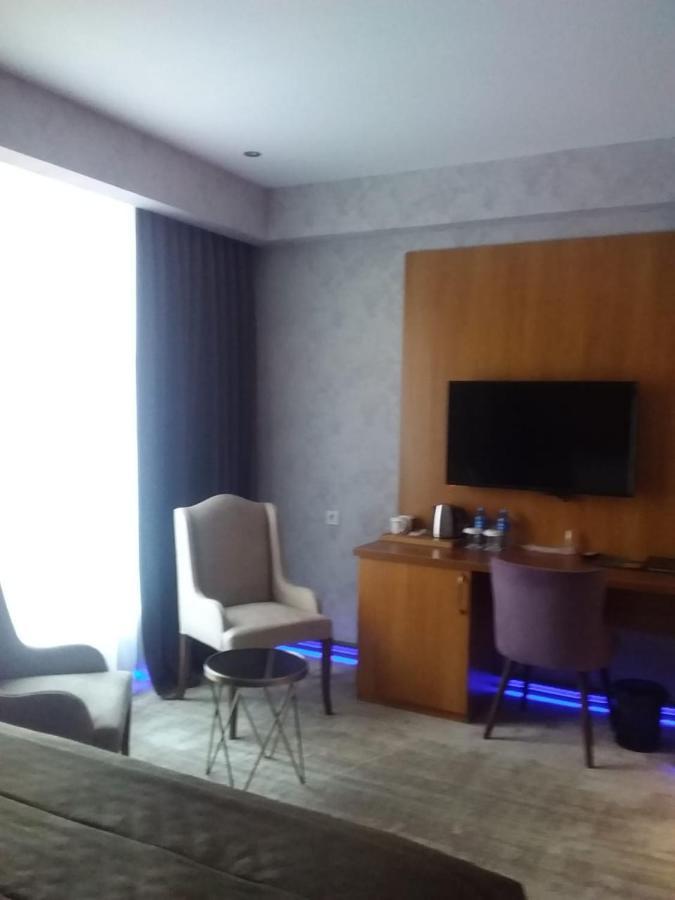 Midtown Hotel Baku Zewnętrze zdjęcie