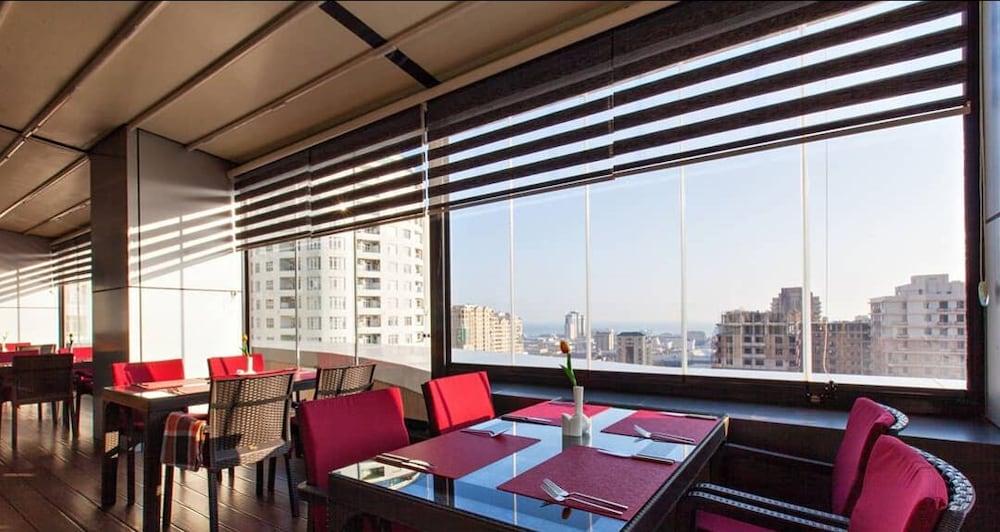Midtown Hotel Baku Zewnętrze zdjęcie