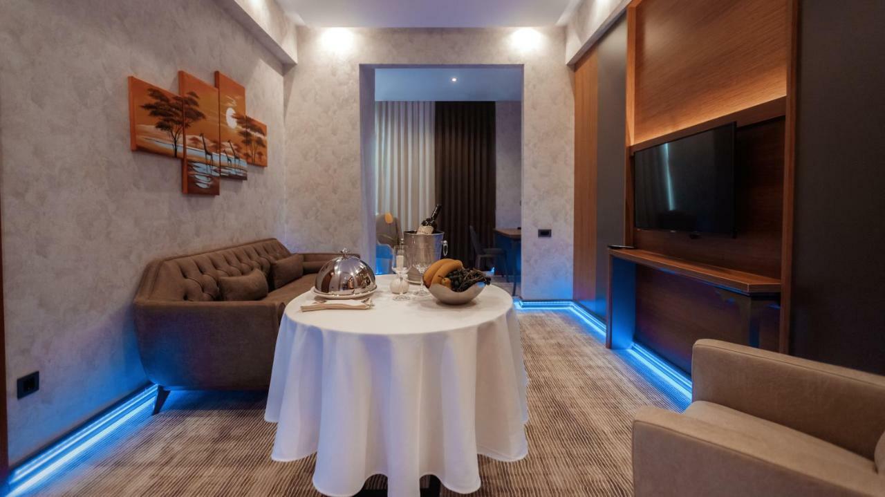 Midtown Hotel Baku Zewnętrze zdjęcie