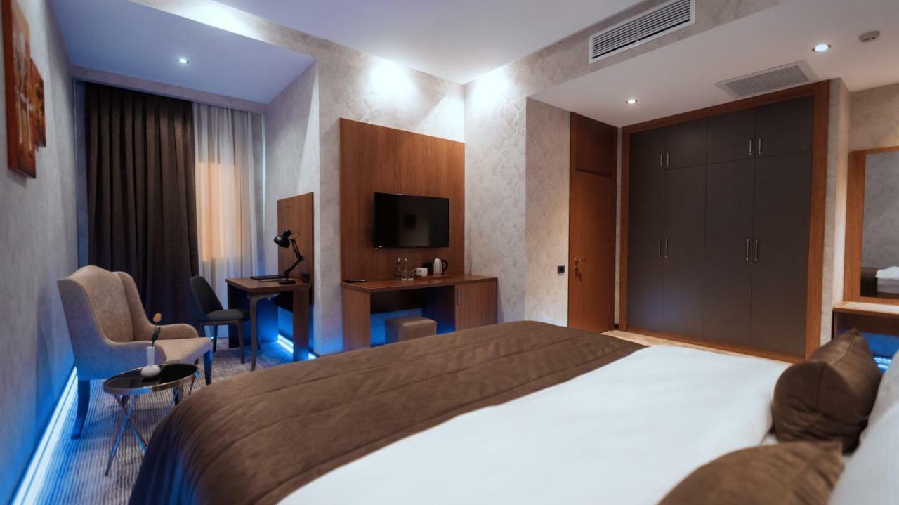 Midtown Hotel Baku Zewnętrze zdjęcie