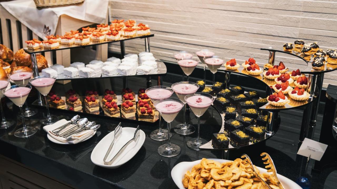 Midtown Hotel Baku Zewnętrze zdjęcie